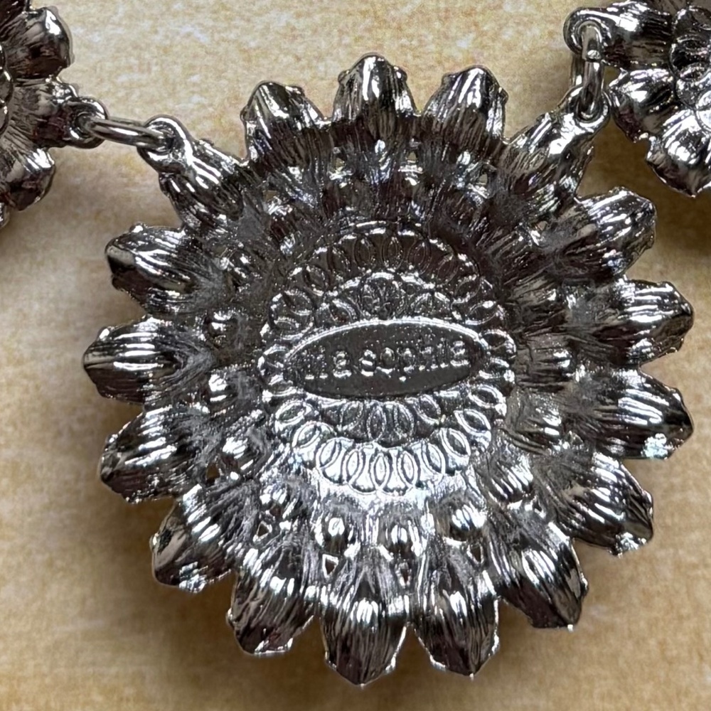 LIA SOPHIA Necklace "Christina's Joy" Floral Peach Yellow Clear Silver 18"-21" - Picture 3 of 6